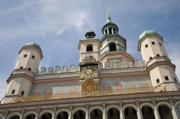 Moje miasto Poznań - Stary Rynek, widziany podczas południowego spaceru. Ratusz.