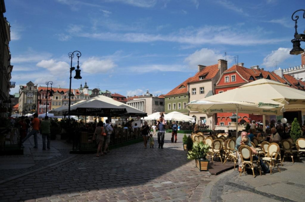 Moje miasto Poznań - Stary Rynek, widziany podczas południowego spaceru.