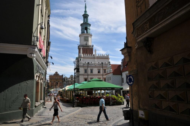 Moje miasto Poznań - Stary Rynek, w głębi widoczny Ratusz.