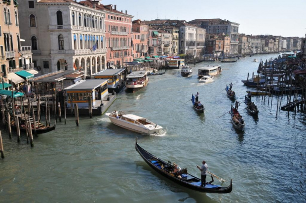 Wenecja - malownicze miasto na wodzie.