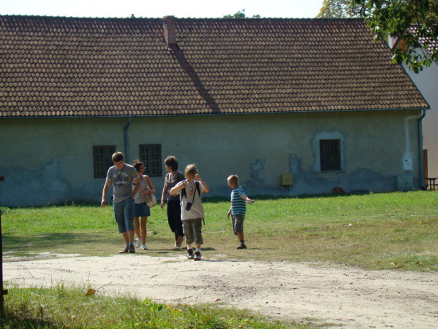 Z żalem opuszczamy to wymodlone przez zakonników miejsce. #Pttk