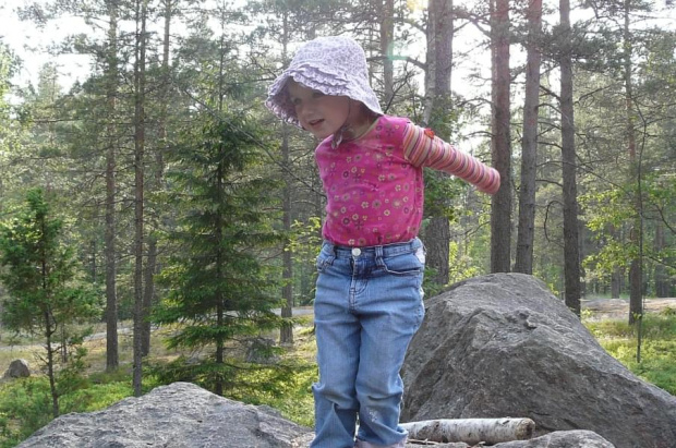 Espoo- Olari, w lesie. #dziecko