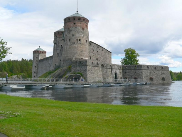 Savonlinna, zamek, ok. 250 km na pn-wschód od Helisinek. #Savonlinna #zamki #architektura