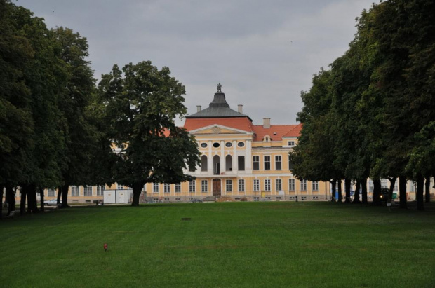 Pałac w Rogalinie jeszcze w remoncie.