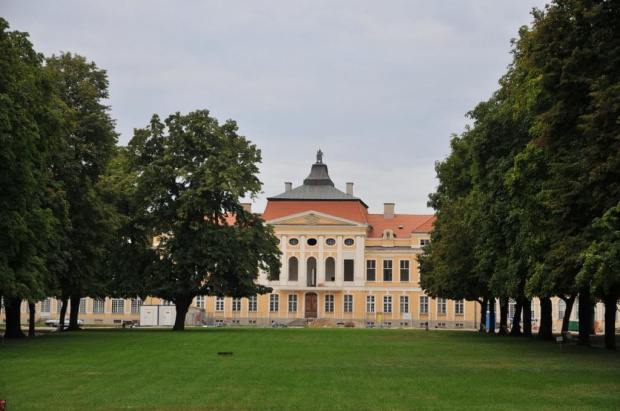 Pałac w Rogalinie jeszcze w remoncie.