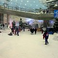 Ski Dubai. Srodek lata. Na zewnątrz + 50 StopniC.