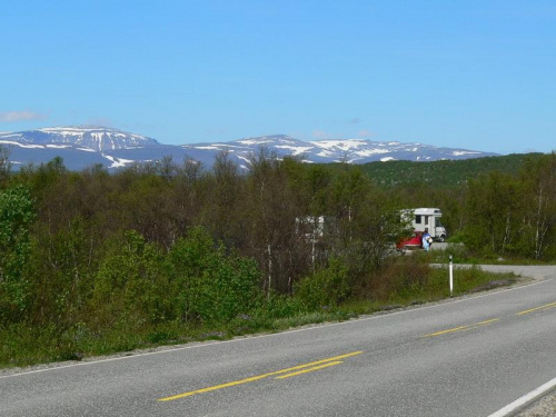 Norwegia, draga w kierunku fiordu Porsangen, po lewej góry do wysokosci ok. 1150 m. #Norwegia #zwiedzanie