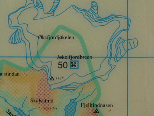Mapka 2. Lodowiec, w dolnej części zaznaczona zerwa widoczna na zdjęciach. #mapa #lodowce #Norwegia