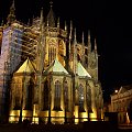katedra by night