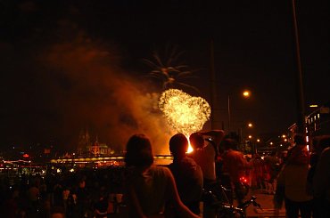 Kolońskie Światła - Kölner Lichter 2007 #Kolonia #Kolońskie #Światła #Fajerwerki #Katedra #Dom #Ren #Rhein