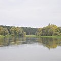 Warta kilka kilometrów przed Poznaniem w miejscowości Puszczykowo