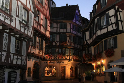 #alzacja #colmar #francja #kaysersberg #PruskiMur #NicjeArchitektura #iluminacja