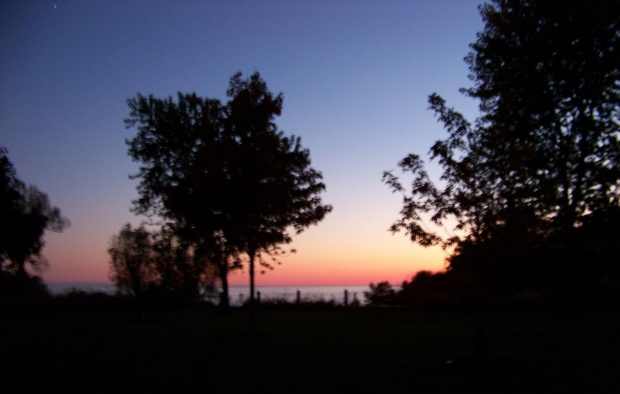 wieczor nad jeziorem Ontario #JezioroOntario #wieczor #jezioro