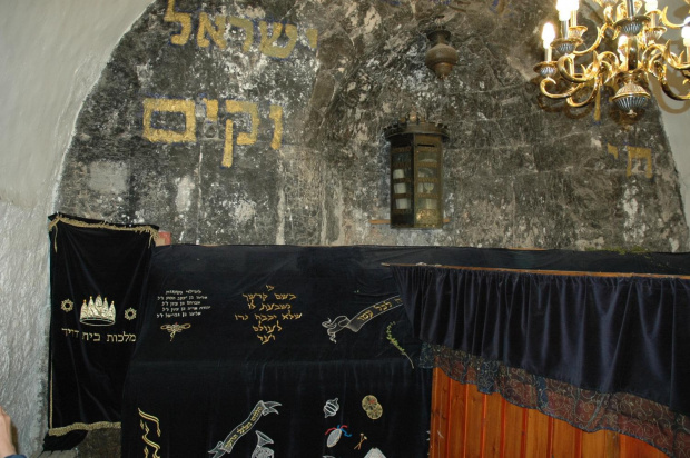 Jerozolima-grób Króla Dawida znajdujący się pod Wieczernikiem.