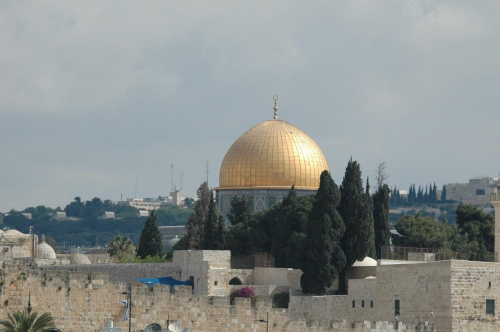 Jerozolima-widok na miasto widać Meczet Skały wybudowany przez muzułm.kalifa w miejscu 1 i 2 świątyni.