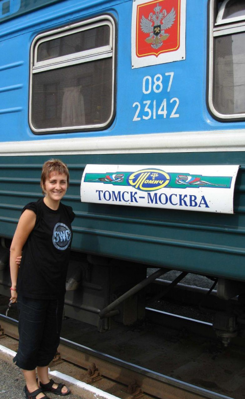 Pociag do ktorego o 4.30 rano wsiadlam w Jekaterynburgu. Moj cel - TOMSK. ok. 3650 km od Moskwy i ok. 2000km od Jekaterynburga. Trasa kolei transsyberysjkiej wiedzie nas przez Tiumen,Omsk,Barabinsk, Nowosybirsk i Tajgu. Czas przejazdu ok.30h.