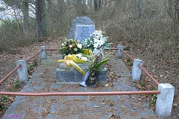 Ogródek - cmentarz wiejski #Ogródek