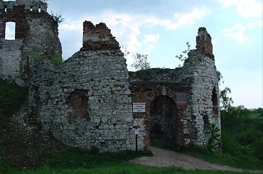 Ruiny zamku Tęczyn (Tenczyn) w Rudnie #Polska #Zamek #Runiy #Tęczyn #Rudno #Wieś