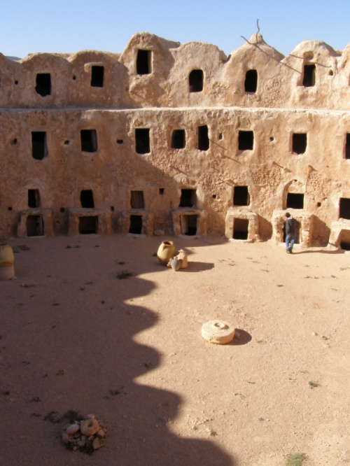 Qasr El-Haj - Spichlerz obronny z XII w n.e.