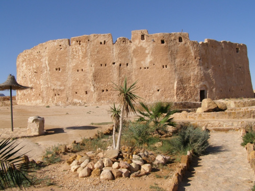 Qasr El-Haj - Spichlerz obronny z XII w n.e.