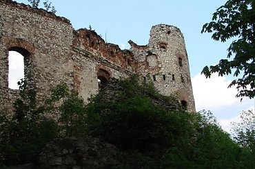 Ruiny zamku Tęczyn (Tenczyn) w Rudnie #Polska #Zamek #Runiy #Tęczyn #Rudno #Wieś