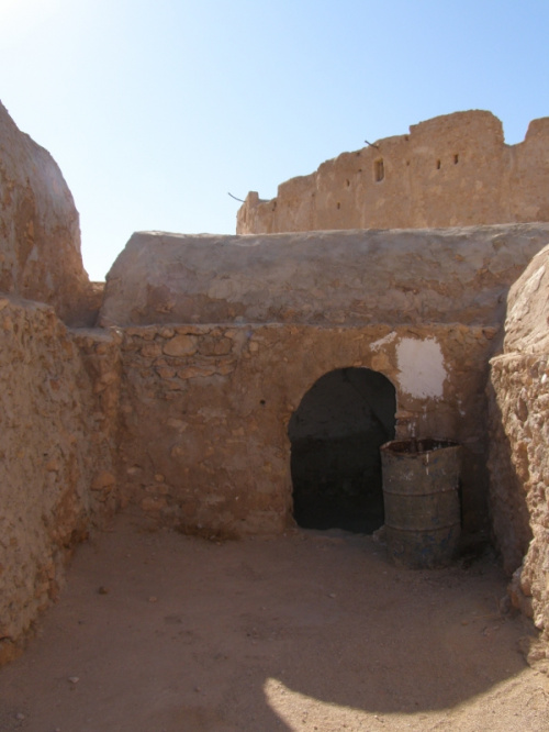 Qasr El-Haj - Spichlerz obronny z XII w n.e.