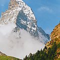 5.08 2001 Matterhorn (4447m.)rejon Zermatt, Szwajcaria. Z lewej ściana wschodnia, z prawej północna - najtrudniejsza ściana Matterhornu. Matterhorn (4447m.) Zermatt area, Switzerland. left ost face, right north face - most difficult face of tne Matterh...