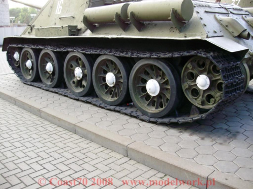 SU-100 by Coast70 muzeum Bielgorod