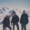 19.08.1997 Zachodni wierzchołek Breithornu ( 4165 m ), z tyłu, od lewej Monte Rosa ( 4634m ), w środku Liskamm ( 4527m ), z prawej Castor ( 4228m ). West summit of Breithorn, behinde, left Montr Rosa, center Liskamm, right Castor. #Breithorn #Alpy