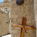 Jerozolima - IX stacja Drogi Krzyżowej. Wejście do Klasztoru Etiopskiego.