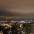 światła miasta w chmurach odbite #noc #krajobraz #zima