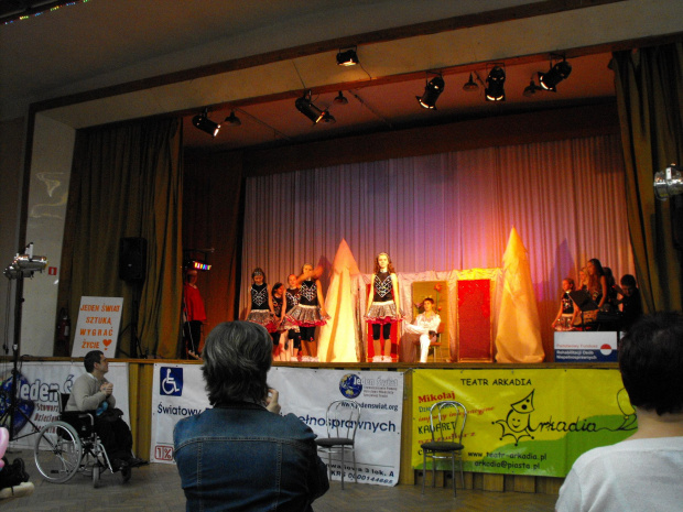 Międzynarodowy Dzień Osób Niepełnosprawnych 2008, 03.12.2008, Białystok