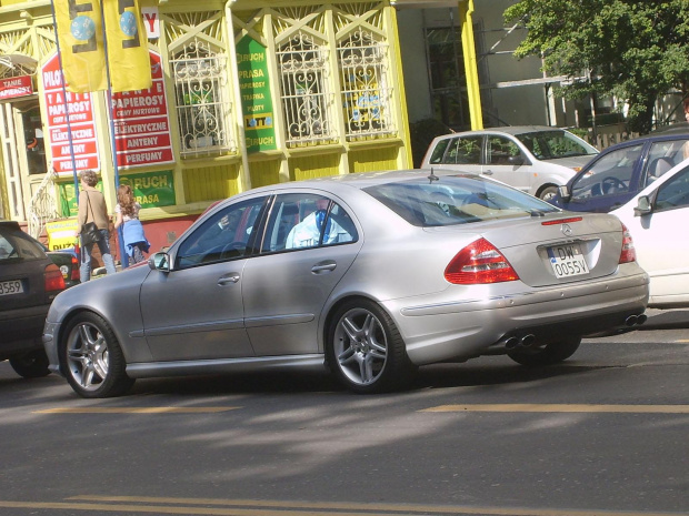 W211 E 55 AMG