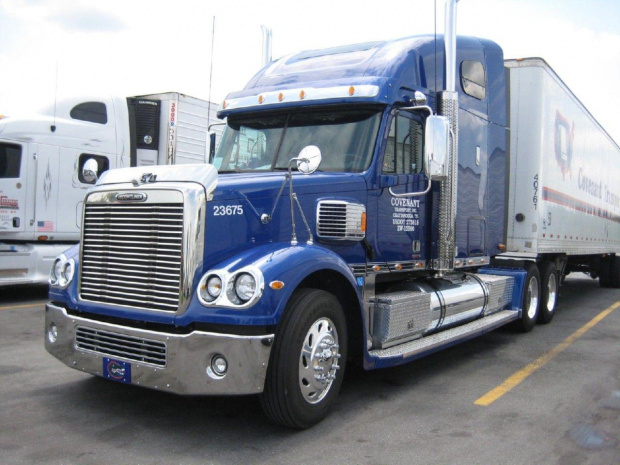 Freightliner Coronado