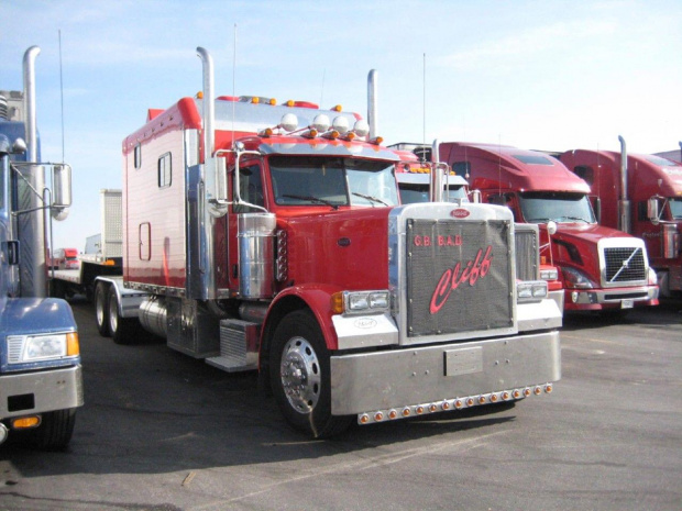 Peterbilt 379