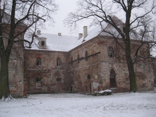 Pałac opatów -Wierzbna k/Żarowa