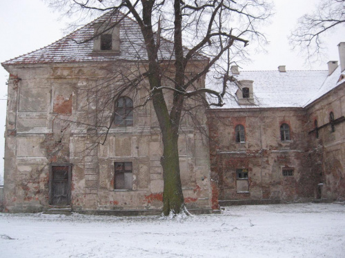 Pałac opatów - Wierzbna k/Żarowa