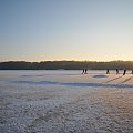 Niedzielny spacer nad zamarznięte jezioro Rusałka