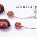 329K. Fioletowe pastylki lampwork na żmijkach - kolczyki ok 6,5cm
pastylki 15mm i kulki szklane 8mm
wykończenie w srebrze (oprócz małych kuleczek nad pastylkami i zacisków przy kulkach)