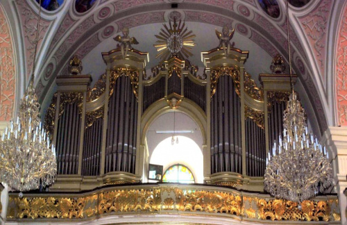 Organy w pszowskiej Bazylice