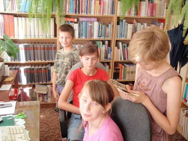 Zdjęcia z działalności Biblioteki Publicznej w Ułężu i Gminnego Ośrodka Kultury udostępniła Marzena Król #Ułęż #BibliotekaPublicznaWUłężu #GOKWUłężu