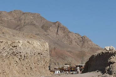 #pustynia #egzotyka #wielbłądy #morze