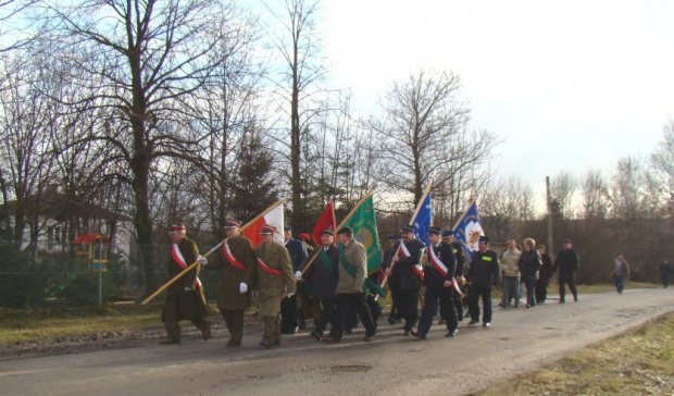 W drodze z kościoła do szkoły w Szczeglicach #PowstanieStyczniowe