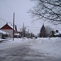 moja zima - 31 styczen 2009
po lewej stronie ulicy juz wywieziony snieg, po prawej przed wywiezieniem :))))))))) #zima
