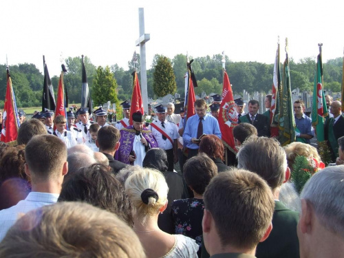 Uroczystości pogrzebowe w Niekrasowie.