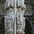 Regensburg - rzeźby na ścianie katedry