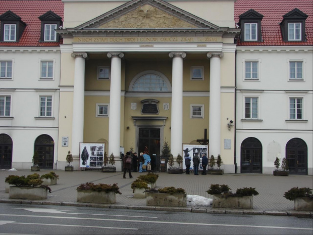 spacer po Krakowskim Przedmieściu, Nowym Świecie, ot Warszawa w pigułce #SpacerPoKrakowskimPrzedmieściu #NowymŚwiecie #OtWarszawaWPigułce