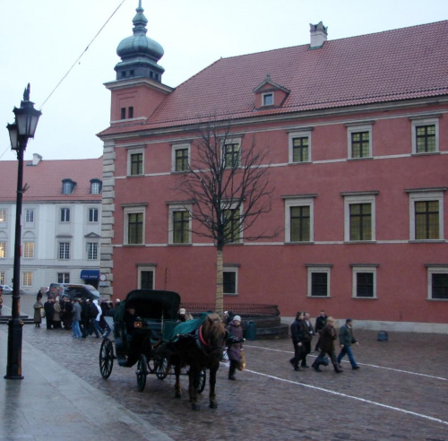 spacer po Krakowskim Przedmieściu, Nowym Świecie, ot Warszawa w pigułce #SpacerPoKrakowskimPrzedmieściu #NowymŚwiecie #OtWarszawaWPigułce