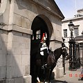 LONDYN-Pałac Buckingham jest oficjalną rezydencją brytyjskich monarchów i jednocześnie największym na świecie pałacem królewskim wciąż pełniącym swą pierwotną funkcję. #LONDYN