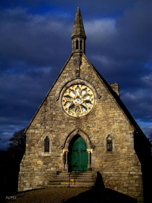Kościółek w Arklow(Irlandia) - w kolorze...
